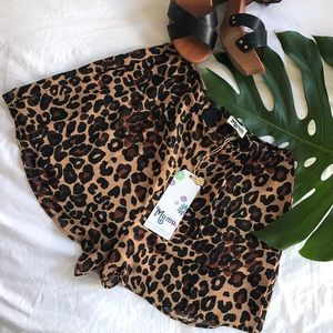 NWT Double lined leopard print shorts